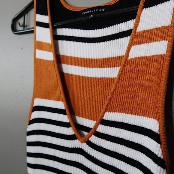 Kendall + Kylie Dress - Picture 2 of 8